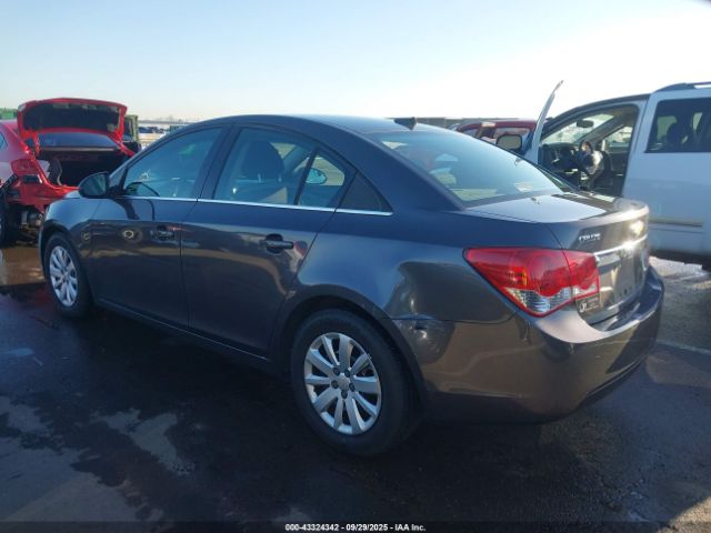 2011 CHEVROLET CRUZE 1G1PC5SH6B7198530 Photo 2