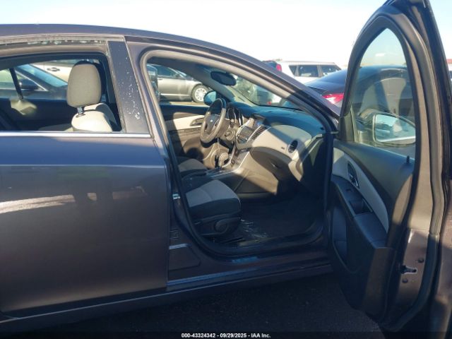 2011 CHEVROLET CRUZE 1G1PC5SH6B7198530 Photo 4