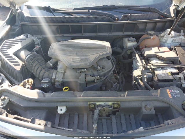 2017 CADILLAC XT5 1GYKNBRS9HZ137868 Photo 9