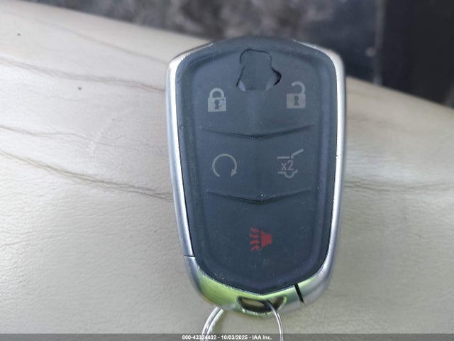 2017 CADILLAC XT5 1GYKNBRS9HZ137868 Photo 10