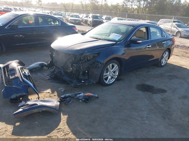 Nissan 2016 2016 1N4BL3AP6GC150674 Image 2