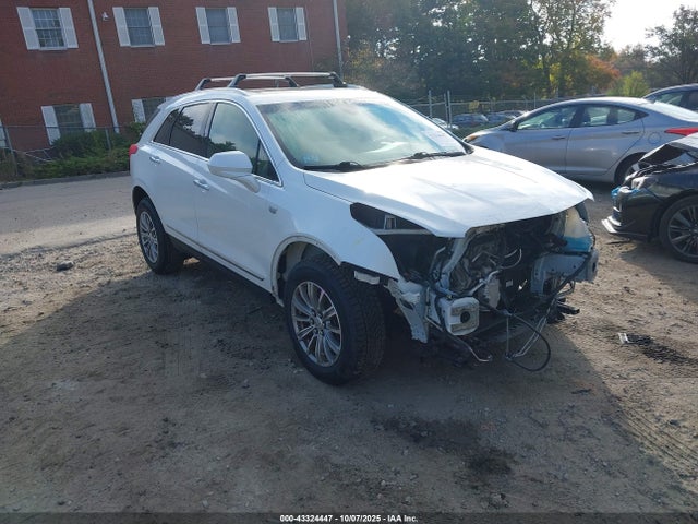 2017 CADILLAC XT5 1GYKNBRS7HZ111818 Photo 0