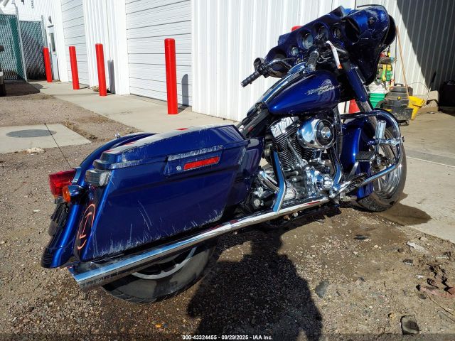 2006 HARLEY-DAVIDSON FLHXI 1HD1KBW1X6Y604707 Photo 3