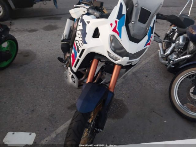 2024 HONDA CRF1100 JH2SD15E0RK000211 Photo 4
