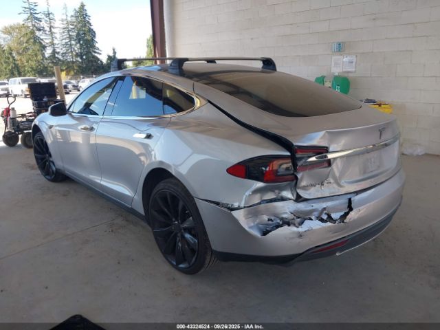 2016 TESLA MODEL S 5YJSA1E20GF126425 Photo 2