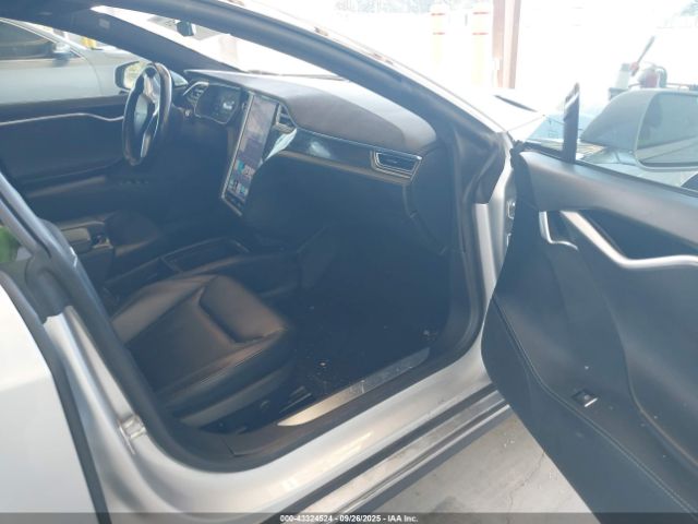 2016 TESLA MODEL S 5YJSA1E20GF126425 Photo 4