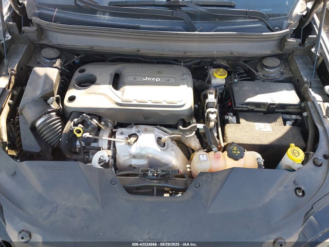 2019 Jeep Cherokee Limited 4x4 მანქანა იყიდება აუქციონზე, vin: 1C4PJMDN7KD224628, აუქციონის ნომერი: 43324566