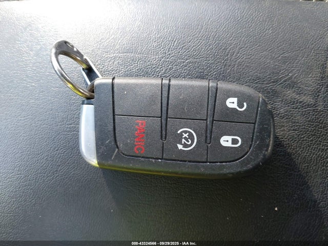 2019 Jeep Cherokee Limited 4x4 მანქანა იყიდება აუქციონზე, vin: 1C4PJMDN7KD224628, აუქციონის ნომერი: 43324566