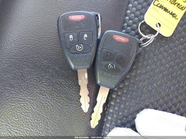 1C4NJDEB1GD759490 Jeep Compass