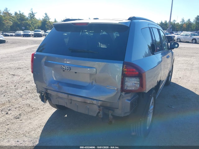 1C4NJDEB1GD759490 Jeep Compass