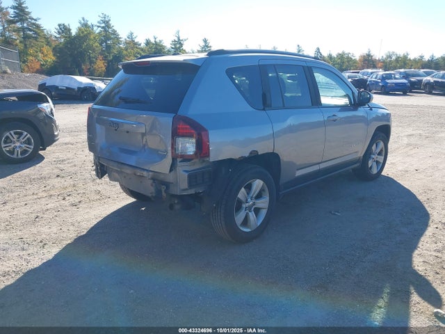 1C4NJDEB1GD759490 Jeep Compass