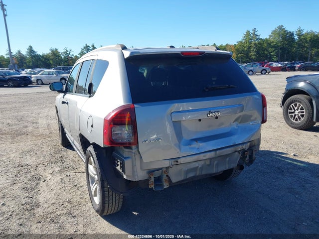 1C4NJDEB1GD759490 Jeep Compass
