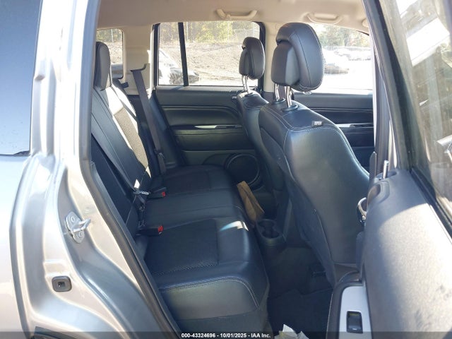 1C4NJDEB1GD759490 Jeep Compass