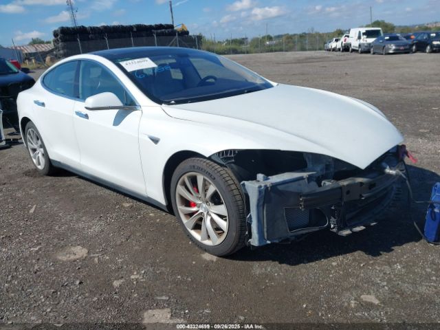 2014 TESLA MODEL S 5YJSA1H18EFP39747 Photo 0