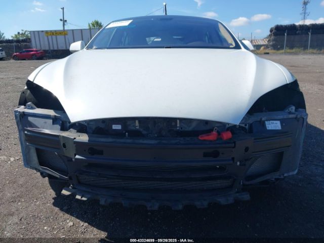 2014 TESLA MODEL S 5YJSA1H18EFP39747 Photo 5