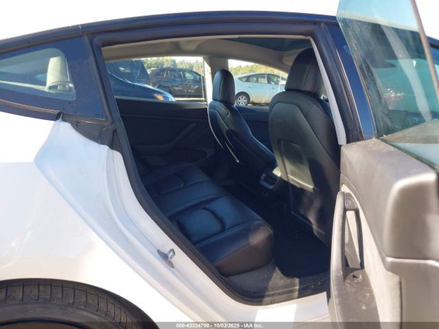 2021 TESLA MODEL 3 5YJ3E1EC3MF027725 Photo 7
