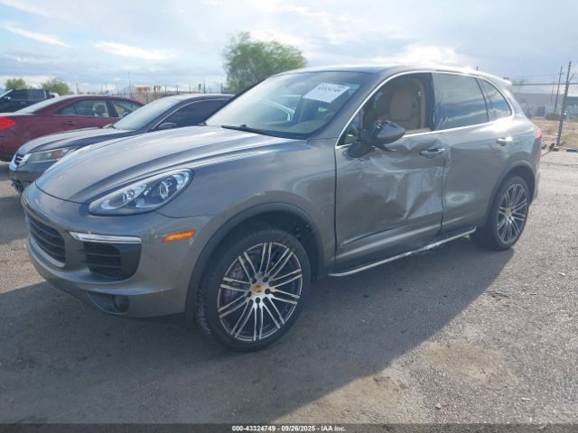 2016 PORSCHE CAYENNE WP1AB2A22GLA93637 Photo 1