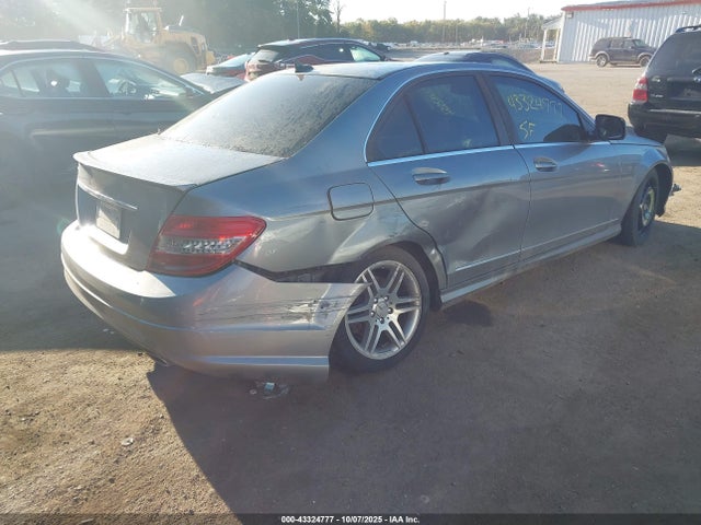 43324777 :رقم المزاد ، WDDGF56X58F118185 vin ، 2008 Mercedes-benz C 350 Sport مزاد بيع