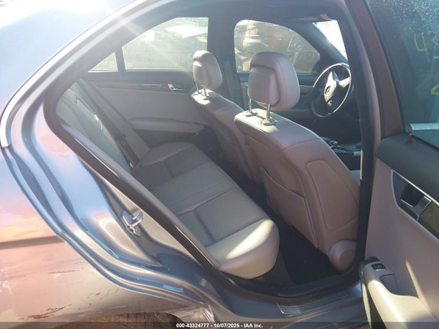 43324777 :رقم المزاد ، WDDGF56X58F118185 vin ، 2008 Mercedes-benz C 350 Sport مزاد بيع