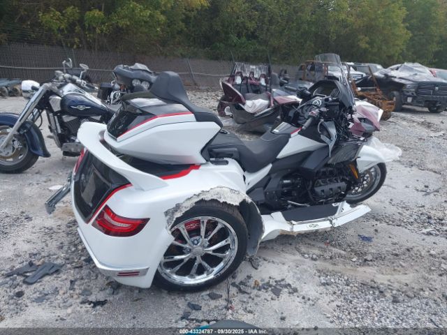 2024 HONDA GL1800 JH2SC7953RK600995 Photo 3