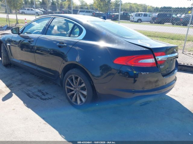 2013 JAGUAR XF SAJWA0ES7DPU06258 Photo 2