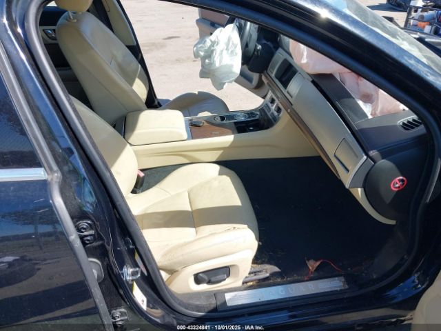 2013 JAGUAR XF SAJWA0ES7DPU06258 Photo 4