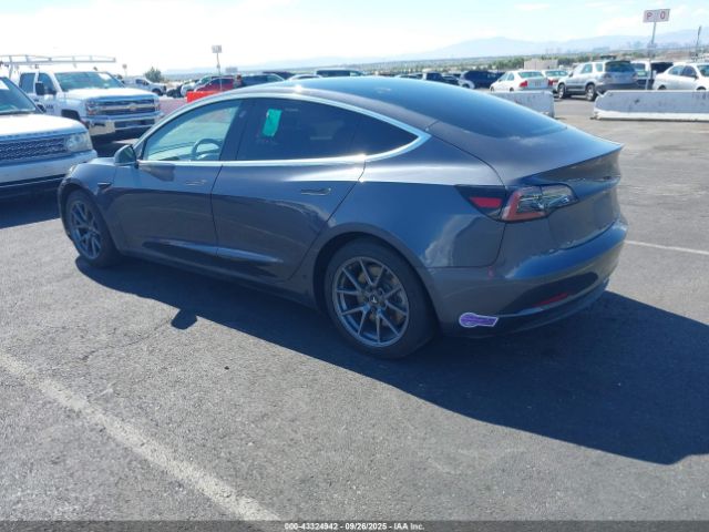 2019 TESLA MODEL 3 5YJ3E1EA2KF411278 Photo 2