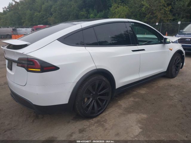 2022 TESLA MODEL X 7SAXCBE5XNF336451 Photo 3