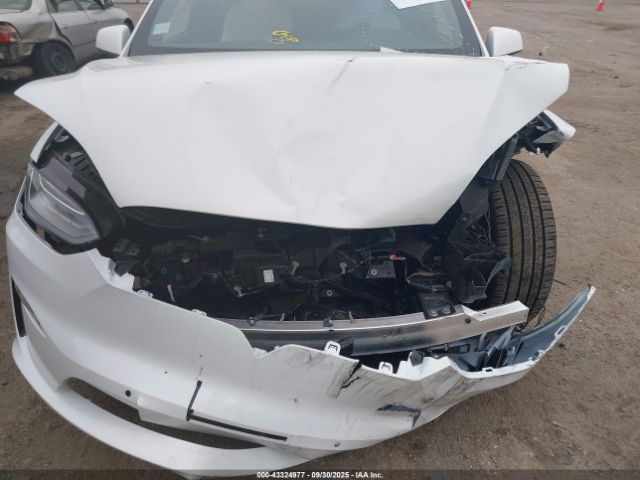2022 TESLA MODEL X 7SAXCBE5XNF336451 Photo 5