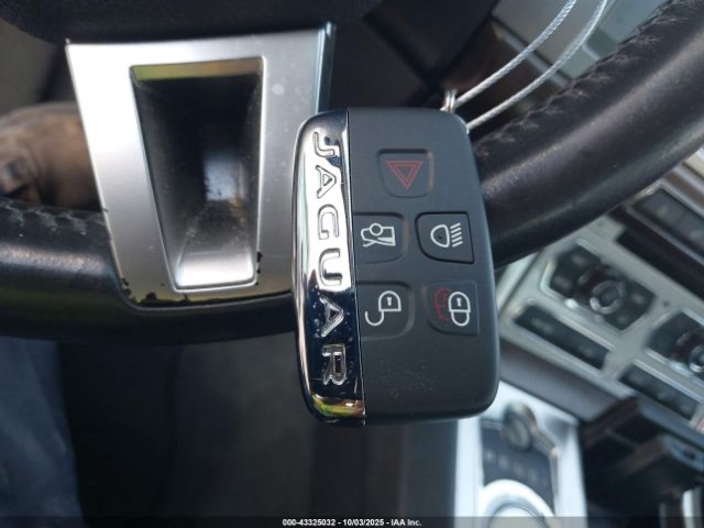 2013 JAGUAR XF SAJWA0ES2DPS73246 Photo 10