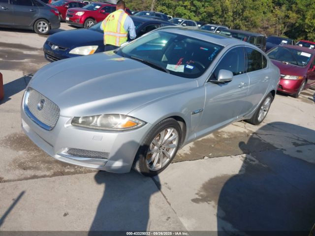 2013 JAGUAR XF SAJWA0ES2DPS73246 Photo 1