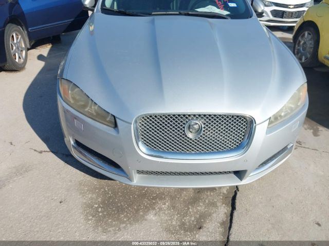 2013 JAGUAR XF SAJWA0ES2DPS73246 Photo 5