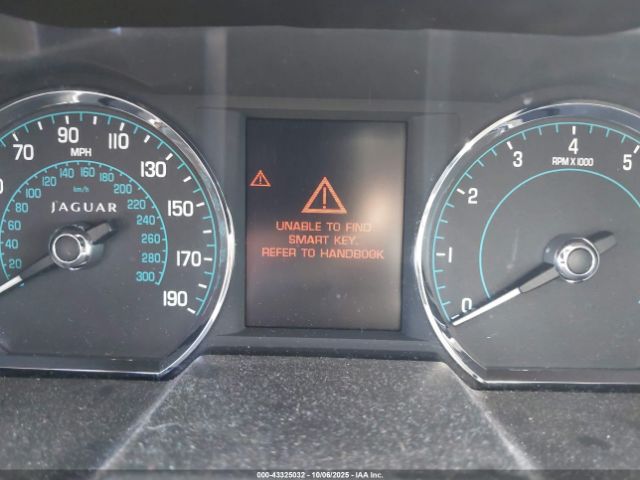 2013 JAGUAR XF SAJWA0ES2DPS73246 Photo 6