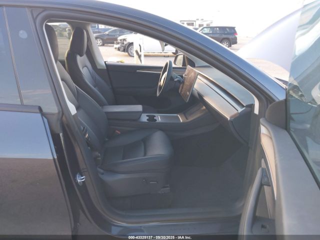 2024 TESLA MODEL Y 7SAYGDED2RF103634 Photo 4