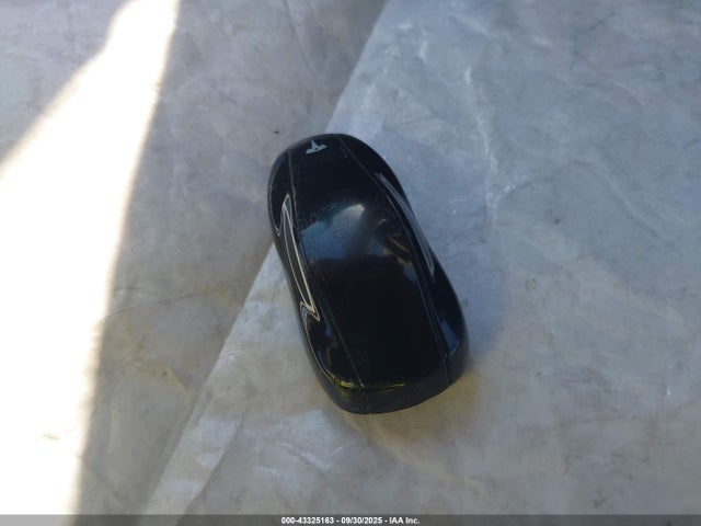 2015 TESLA MODEL S 5YJSA1E29FF111842 Photo 10