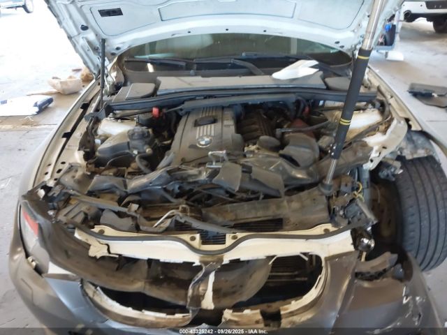 2011 BMW 335IS WBAKG1C59BE617613 Photo 9