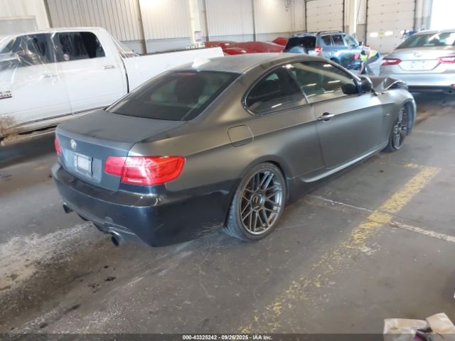 2011 BMW 335IS WBAKG1C59BE617613 Photo 3