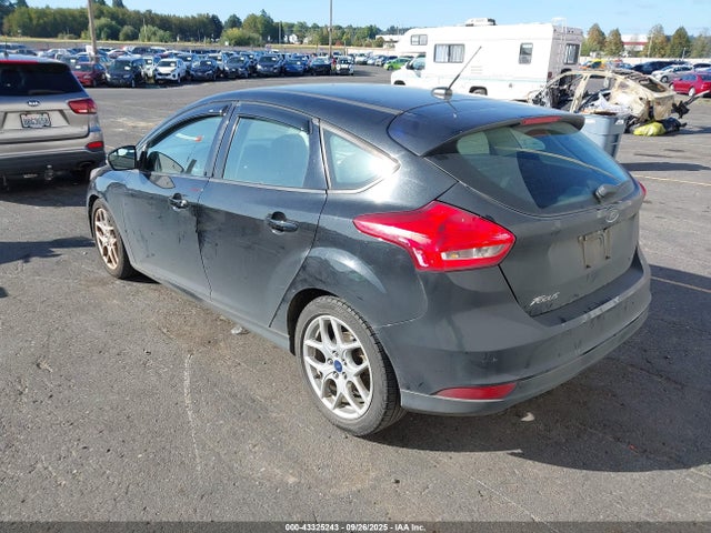 Ford 2015 2015 1FADP3K26FL326315 Image 3
