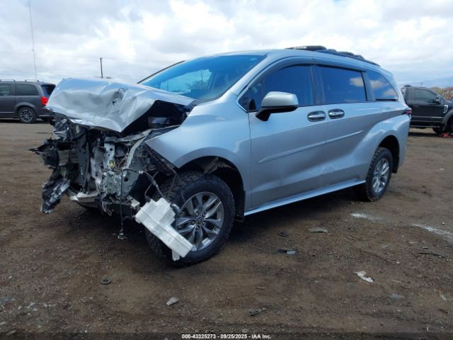 2022 TOYOTA SIENNA 5TDKRKEC3NS123969 Photo 1