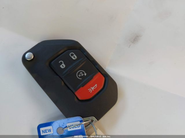 2023 JEEP WRANGLER 4XE 1C4JJXP6XPW502607 Photo 10