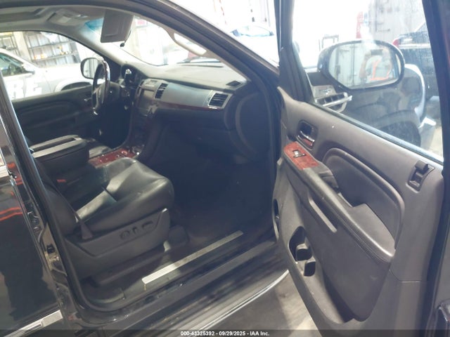 2013 CADILLAC ESCALADE 1GYS4BEF9DR106965 Photo 4