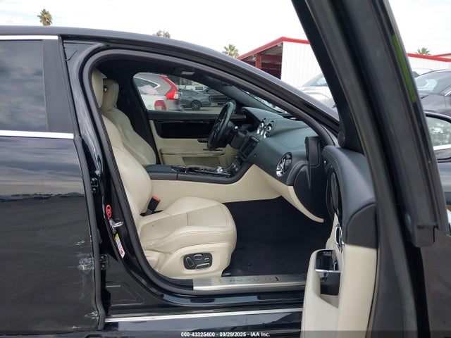 SAJWA1CZ8F8V89060 Jaguar s/c ulev