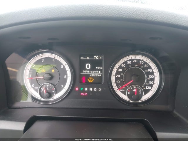 Продаж на аукціоні авто 2023 Ram 1500 Classic Tradesman  4x2 8' Box, vin: 3C6JR6DG7PG655094, номер лоту: 43325450