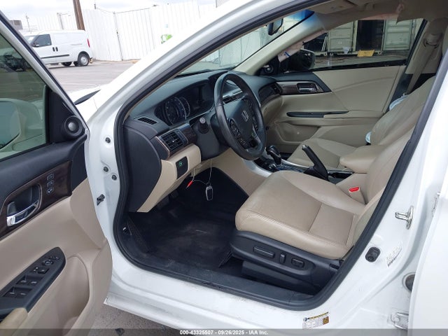 Honda Accord 2017 1HGCR2F86HA095229 Image 18