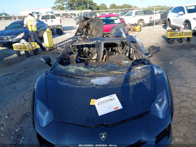 2018 LAMBORGHINI AVENTADOR S ZHWUV4ZD1JLA07551 Photo 5