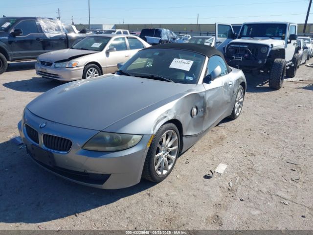 2006 BMW Z4 4USBU33526LW66252 Photo 1