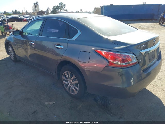 Nissan Altima 2015 1N4AL3AP8FN869147 Image 3