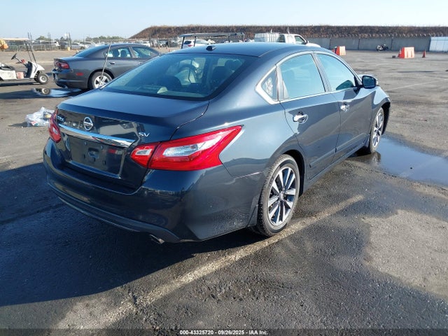 1N4AL3AP7GC224048 Nissan 2016