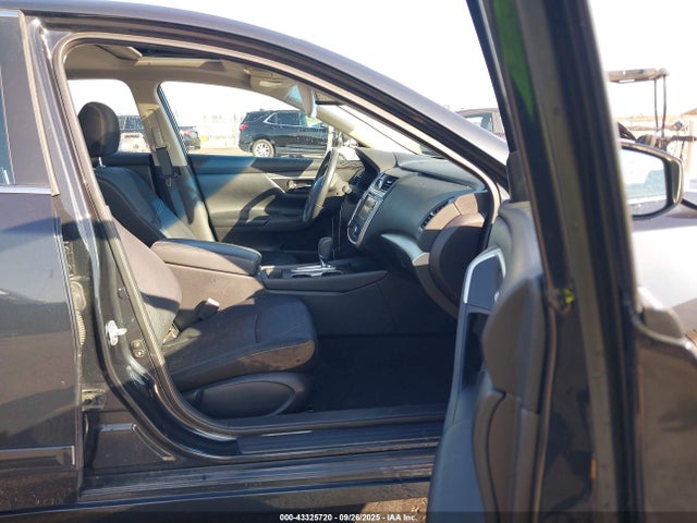 1N4AL3AP7GC224048 Nissan 2016