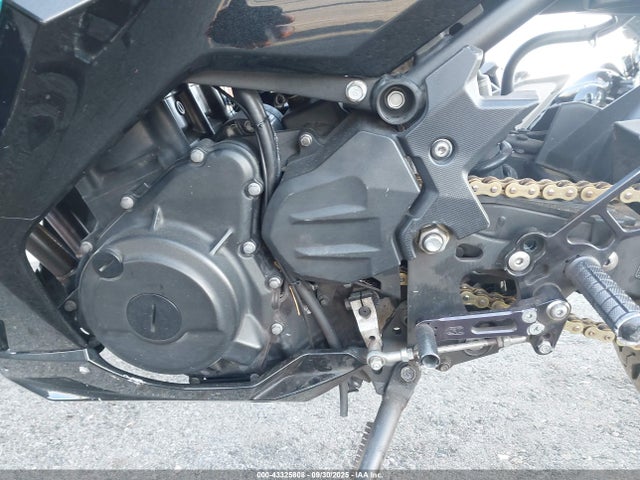 JKAEXKG1XMDAC2462 Kawasaki EX400